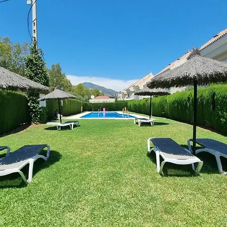 3-Bedroom House With A Private Sunny Garden And Community Pool In Marbella Near Puerto Banus Casa vacanze Marbella